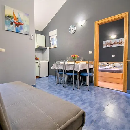 Hudovernik Baška Voda