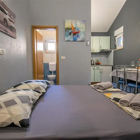 Hudovernik Apartmán *