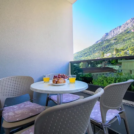 Hudovernik Apartmán *