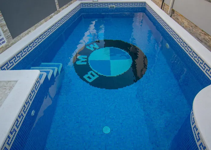 Hudovernik Appartement Baška Voda