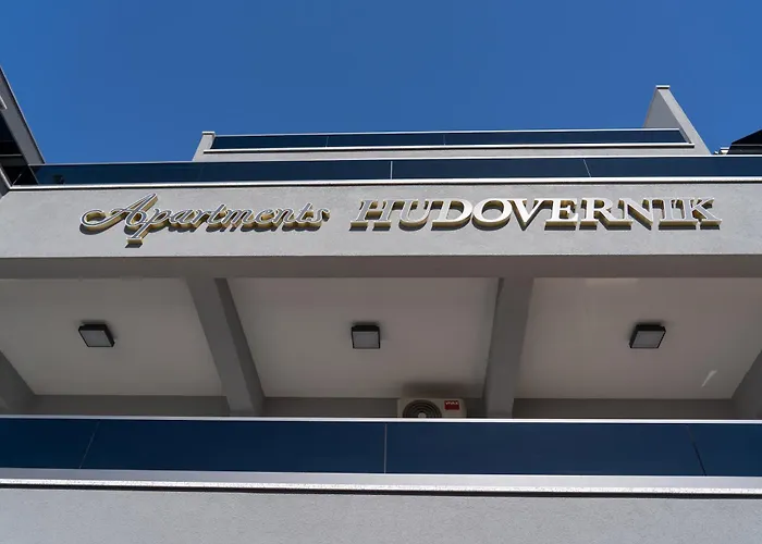 Hudovernik Baška Voda